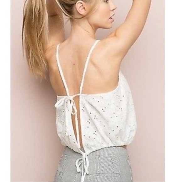 Brandy Melville Laguna Eyelet Halter Top White Open Back Floral OS - Picture 2 of 7